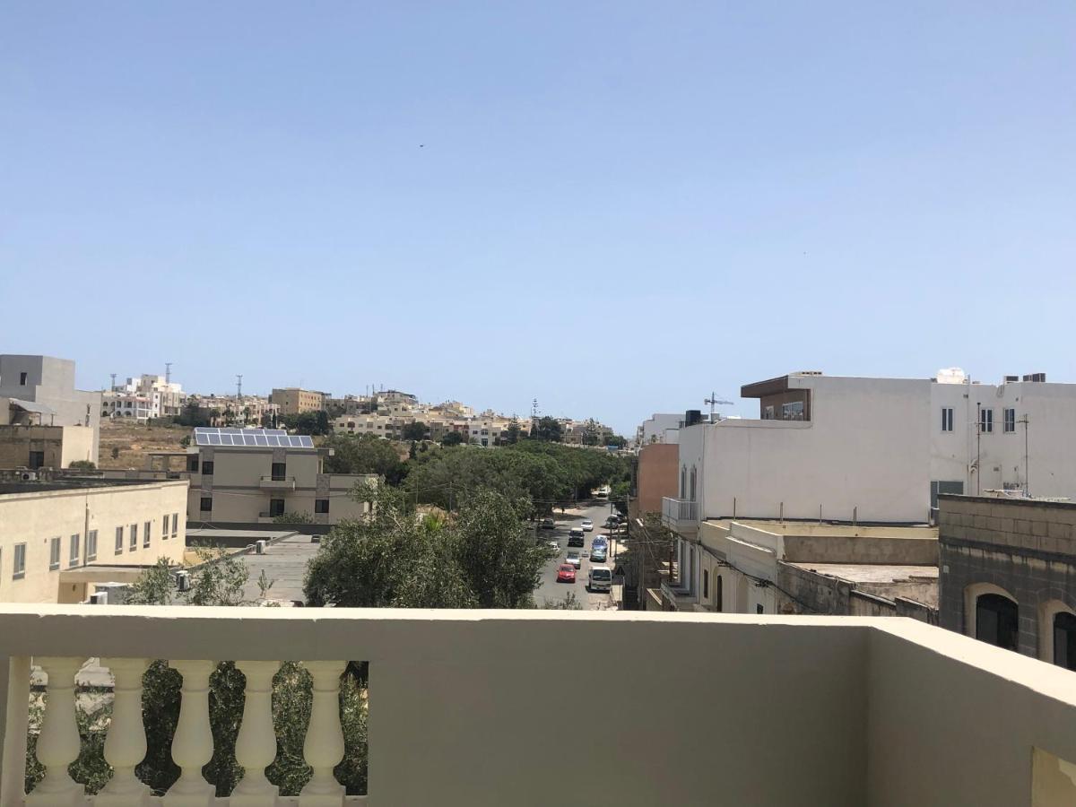 Appartement Flat 3 à L-Imgarr Extérieur photo