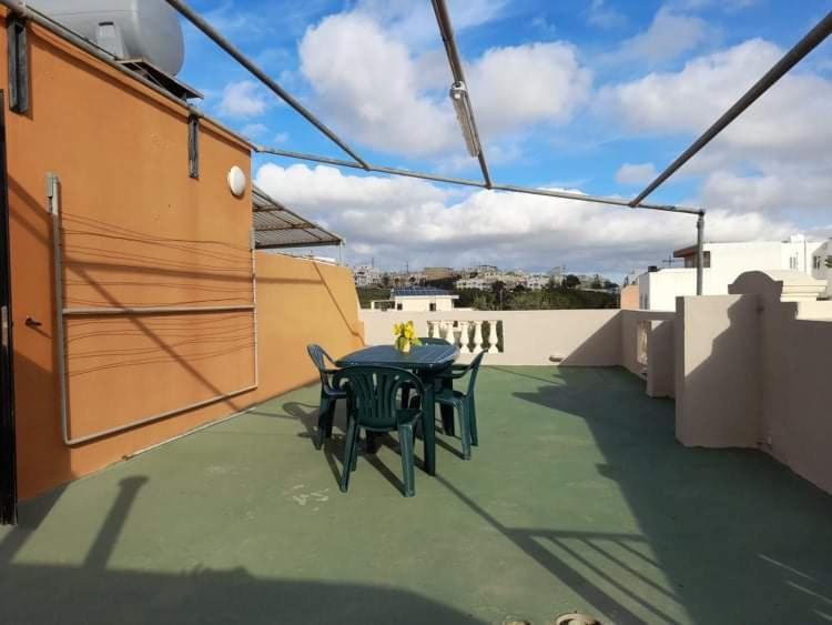 Appartement Flat 3 à L-Imgarr Extérieur photo